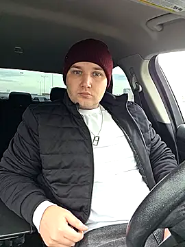 Snapshot of Your_slaveboy chatting on 11-18-25, 06:18 Your slaveboy online show from 11-18-25, 06:18