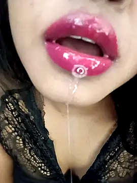 Hotlisa online show from 03-15-25, 04:24