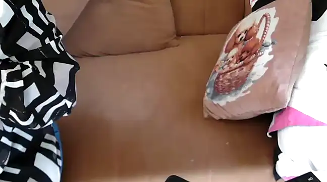 Snapshot of shivi_moto chatting on 03-21-25, 07:33 shivi moto online show from 03-21-25, 07:33