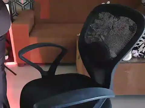 Snapshot of shivi_moto chatting on 10-04-25, 05:16 shivi moto online show from 10-04-25, 05:16