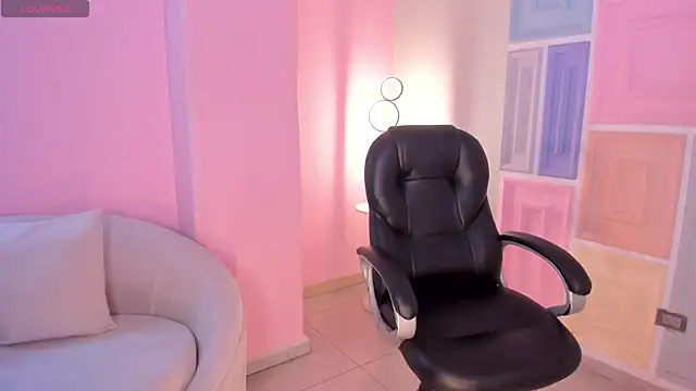 MileyCruz  online show from 03-06-26, 08:05