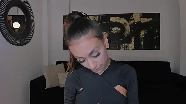 Snapshot of DannaCruz chatting on 02-21-25, 01:11 DannaCruz online show from 02-21-25, 01:11