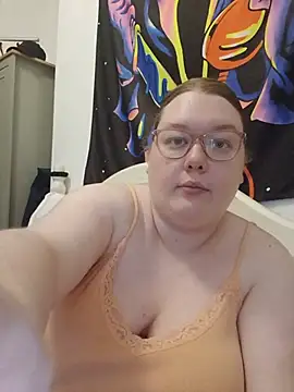 Sexycurvyemilyy online show from 07-08-26, 09:30