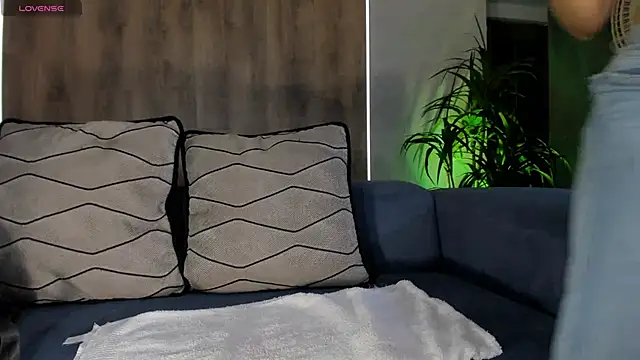 Snapshot of SophiePalmer chatting on 01-30-25, 12:59 SophiePalmer online show from 01-30-25, 12:59