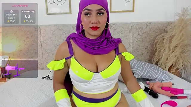 abby gibson online show from 10-31-25, 06:53