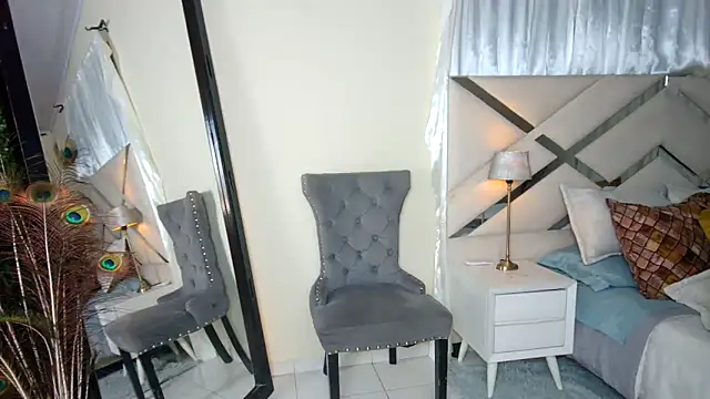 Selena G69 online show from 10-20-25, 11:05