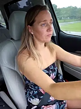 SkyelarSommer online show from 10-04-25, 08:07