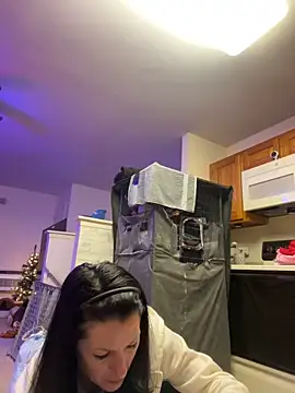 Snapshot of DominiqueX0 chatting on 01-16-25, 10:44 DominiqueX0 online show from 01-16-25, 10:44