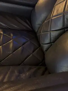 Snapshot of DominiqueX0 chatting on 02-02-25, 12:35 DominiqueX0 online show from 02-02-25, 12:35