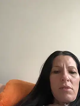 Snapshot of DominiqueX0 chatting on 02-26-25, 07:27 DominiqueX0 online show from 02-26-25, 07:27