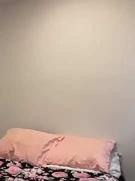 Snapshot of DominiqueX0 chatting on 02-27-25, 03:48 DominiqueX0 online show from 02-27-25, 03:48