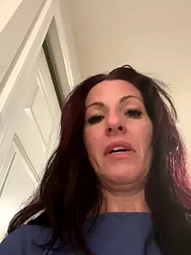 Snapshot of DominiqueX0 chatting on 09-18-25, 07:54 DominiqueX0 online show from 09-18-25, 07:54