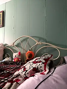 Snapshot of DominiqueX0 chatting on 01-08-26, 04:04 DominiqueX0 online show from 01-08-26, 04:04