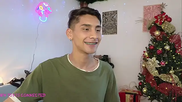 Snapshot of by_pandora chatting on 12-07-24, 06:48 by pandora online show from 12-07-24, 06:48