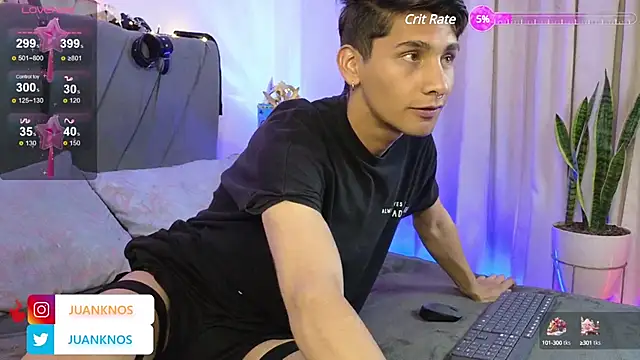 Snapshot of by_pandora chatting on 01-18-25, 11:44 by pandora online show from 01-18-25, 11:44