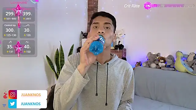 Snapshot of by_pandora chatting on 02-09-25, 06:26 by pandora online show from 02-09-25, 06:26