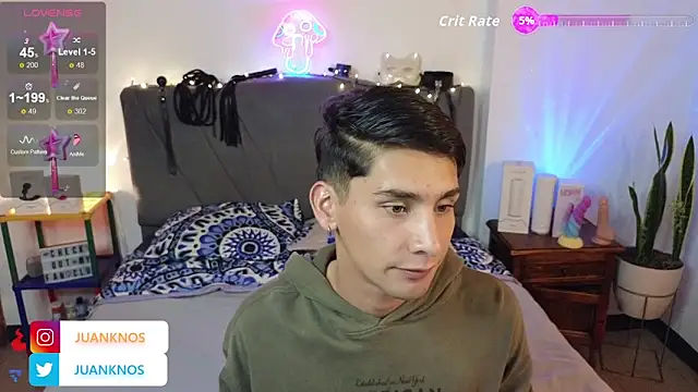 Snapshot of by_pandora chatting on 09-27-25, 07:08 by pandora online show from 09-27-25, 07:08