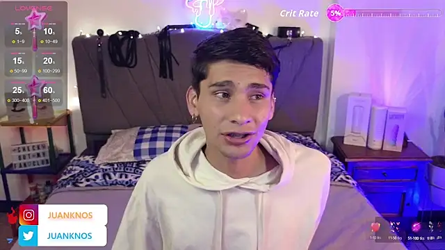 Snapshot of by_pandora chatting on 10-16-25, 08:10 by pandora online show from 10-16-25, 08:10