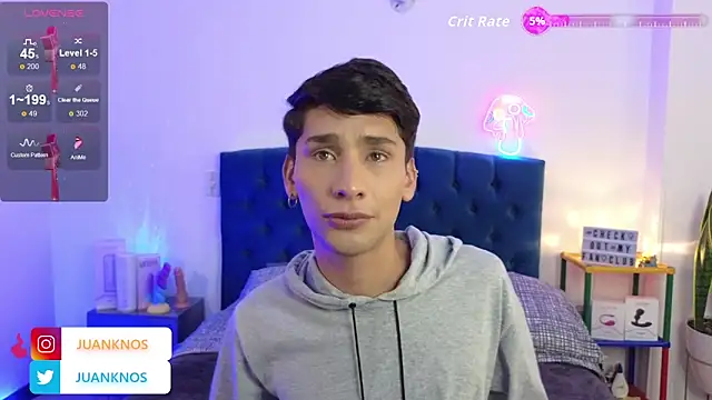 Snapshot of by_pandora chatting on 10-22-25, 08:08 by pandora online show from 10-22-25, 08:08