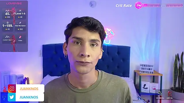 Snapshot of by_pandora chatting on 10-31-25, 07:48 by pandora online show from 10-31-25, 07:48