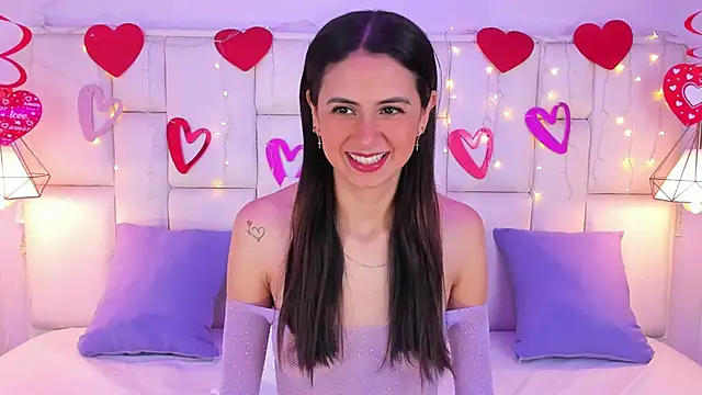 SarahSophia  online show from 02-25-25, 11:30