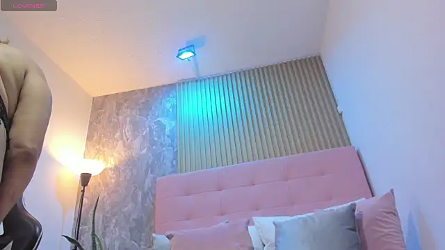 Snapshot of victoria__milf_ chatting on 12-03-25, 08:07 victoria milf online show from 12-03-25, 08:07