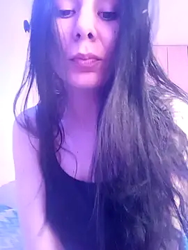 LissaThompsom online show from 12-30-24, 01:25