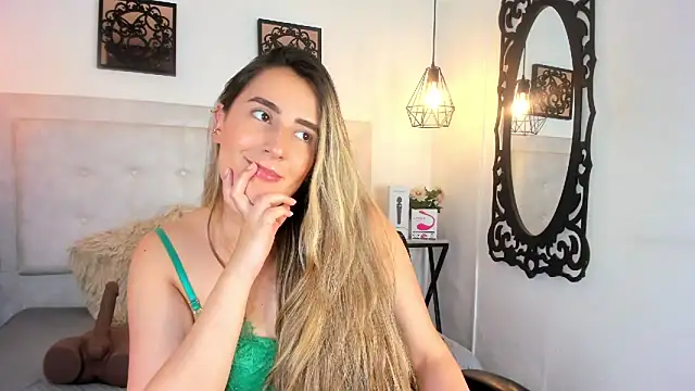 Hanna86 online show from 01-28-25, 10:12