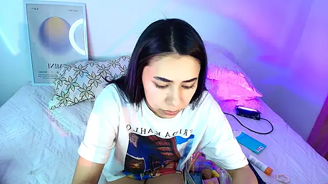 AmyOlimpo online show from 04-06-26, 10:33