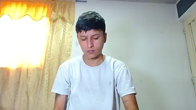 Snapshot of Tamarahryan chatting on 01-17-25, 03:11 Tamarahryan online show from 01-17-25, 03:11