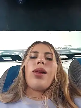 Snapshot of Misscata1106 chatting on 10-15-25, 07:36 Misscata1106 online show from 10-15-25, 07:36