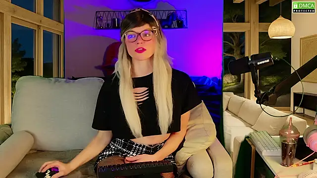 Kittychatte online show from 03-03-26, 09:21