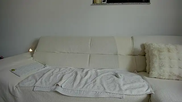 Snapshot of bellahot77 chatting on 07-03-26, 12:22 bellahot77 online show from 07-03-26, 12:22
