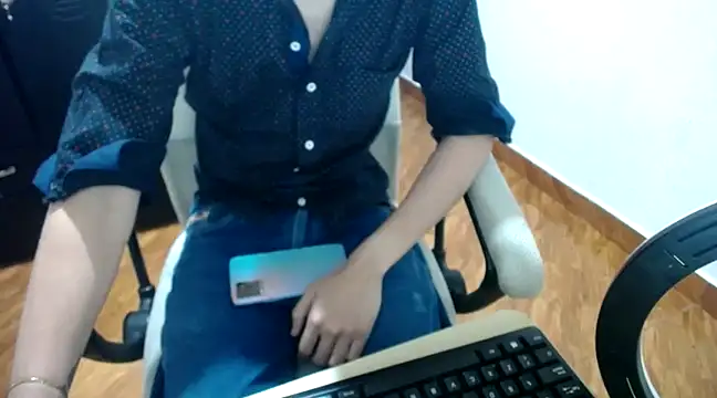 Snapshot of SexAegons chatting on 02-26-25, 04:47 SexAegons online show from 02-26-25, 04:47