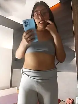 Umaru uwu online show from 04-21-26, 07:03