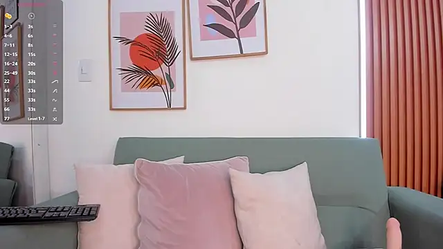 Madiison Cooper online show from 03-13-25, 04:38