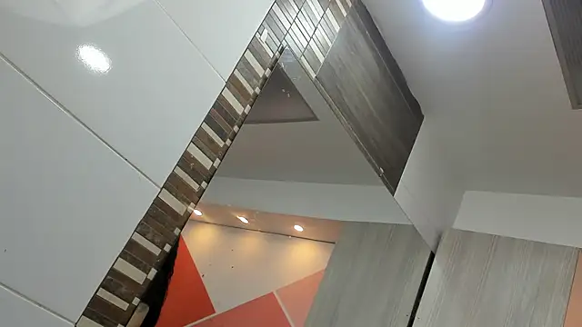 Mhelanny2 online show from 09-12-25, 09:04