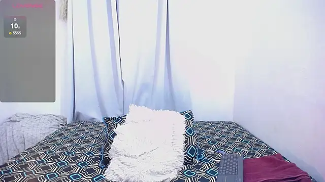 Snapshot of MIA_luxce29 chatting on 11-26-25, 03:29 MIA luxce29 online show from 11-26-25, 03:29