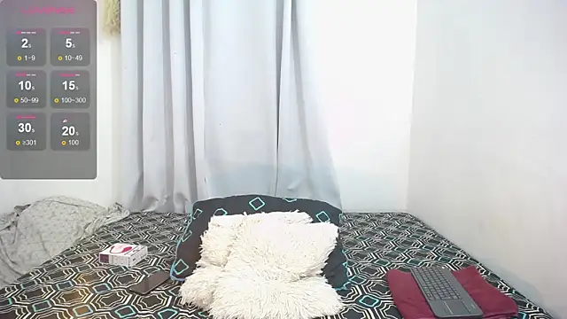 Snapshot of MIA_luxce29 chatting on 11-27-25, 02:24 MIA luxce29 online show from 11-27-25, 02:24