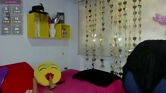 yasmin goldenst online show from 01-15-25, 07:44