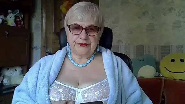 Snapshot of SweetCherry27 chatting on 04-23-26, 04:14 SweetCherry27 online show from 04-23-26, 04:14