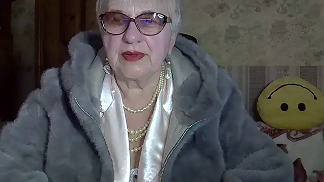 Snapshot of SweetCherry27 chatting on 04-28-26, 04:34 SweetCherry27 online show from 04-28-26, 04:34