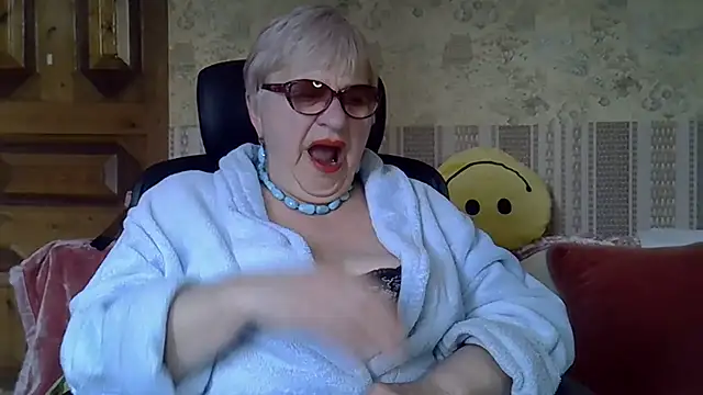 Snapshot of SweetCherry27 chatting on 05-01-26, 04:11 SweetCherry27 online show from 05-01-26, 04:11
