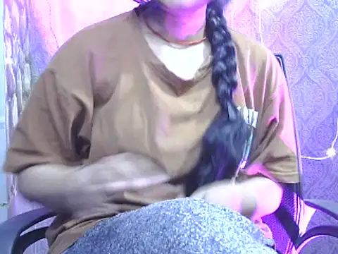 Snapshot of Supriya201 chatting on 12-25-24, 02:02 Supriya201 online show from 12-25-24, 02:02