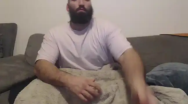 hugemachohandsome online show from 01-07-25, 04:27