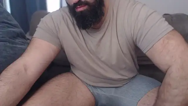 hugemachohandsome online show from 03-01-26, 08:16