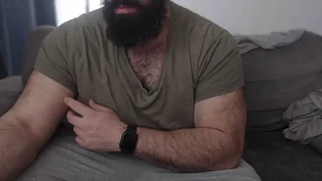 hugemachohandsome online show from 03-08-26, 07:23