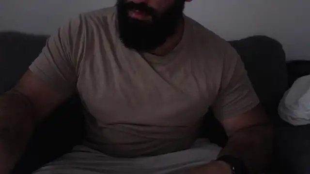 Snapshot of hugemachohandsome chatting on 07-01-26, 06:48 hugemachohandsome online show from 07-01-26, 06:48