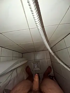 Snapshot of Dosen61 chatting on 01-06-26, 08:23 Dosen61 online show from 01-06-26, 08:23