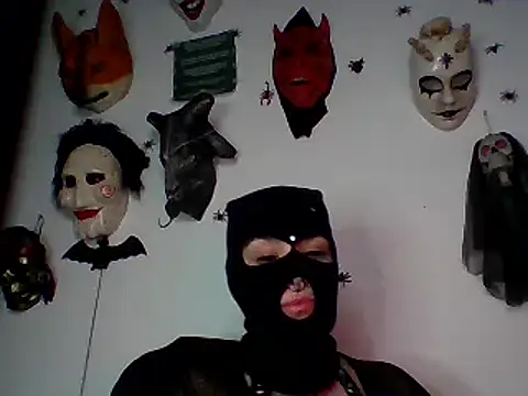 Snapshot of FeticheMacabre chatting on 12-10-24, 12:50 FeticheMacabre online show from 12-10-24, 12:50